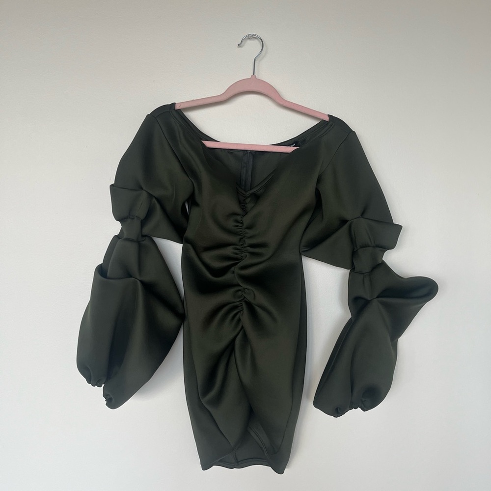 Green long sleeve fashion nova dress